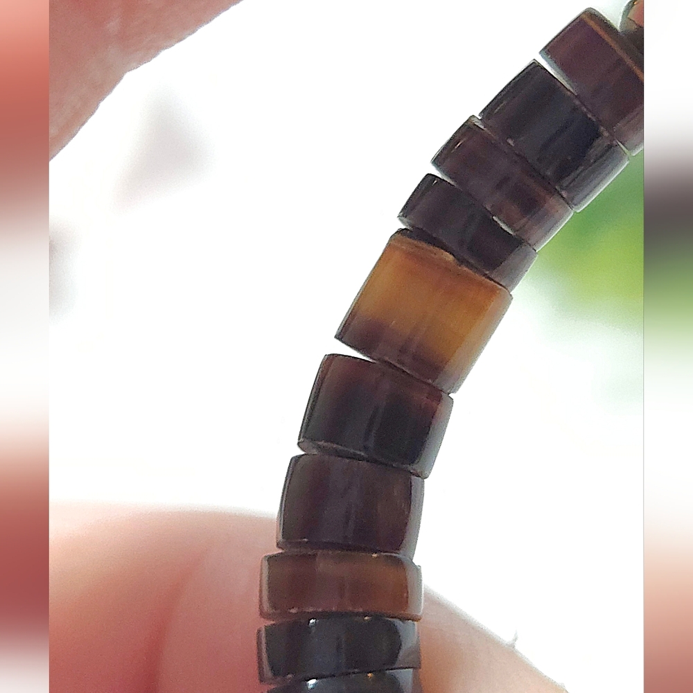 Handmade Pen & Hammer Shell Heishi Bead with Kewa Horn Shell Chip Bracelet - Picture 12 of 15